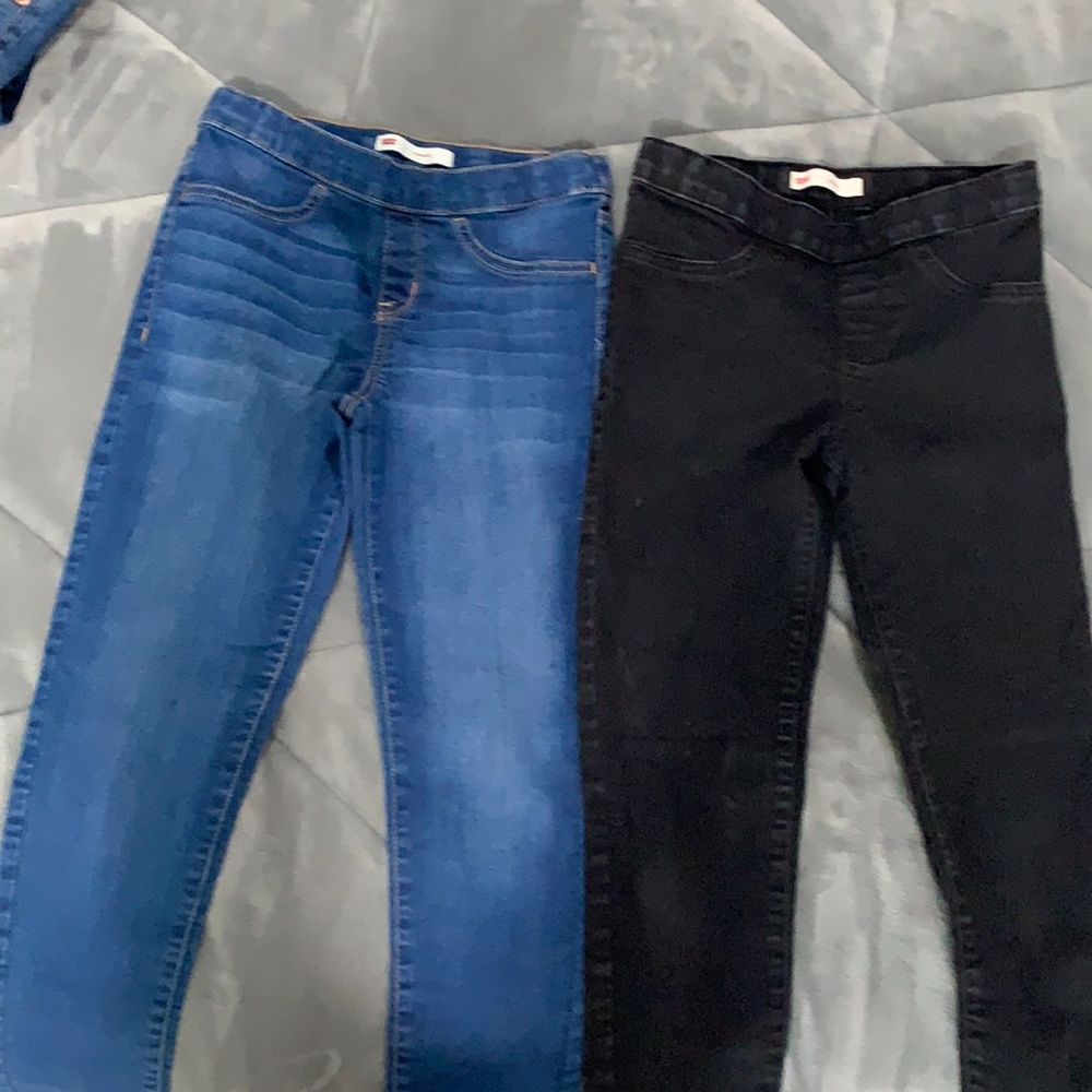 2 pairs of girls Levi’s jean leggings.  Size 12.